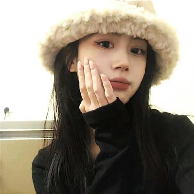 警花变色龙